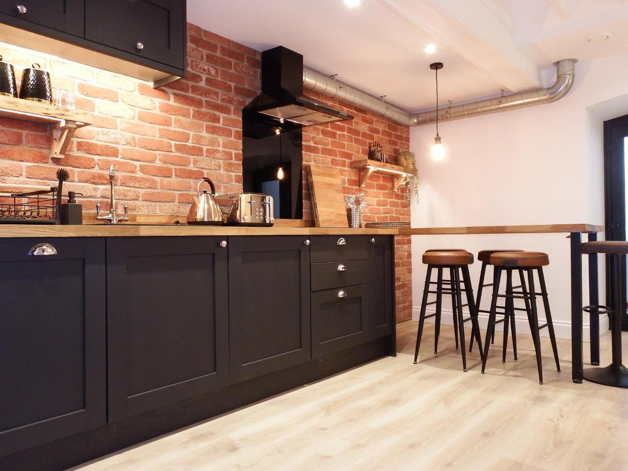 Newly Renovated Stunning Warehouse Apartment Борнмут Екстер'єр фото